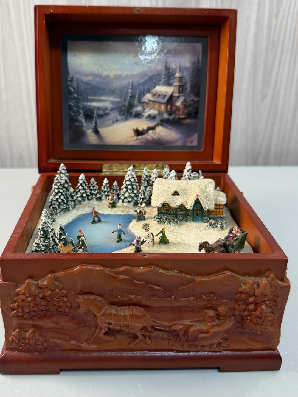 Thomas Kinkade Seasons Of Faith A Christmas Visit Music Box Plays Silent Night 2